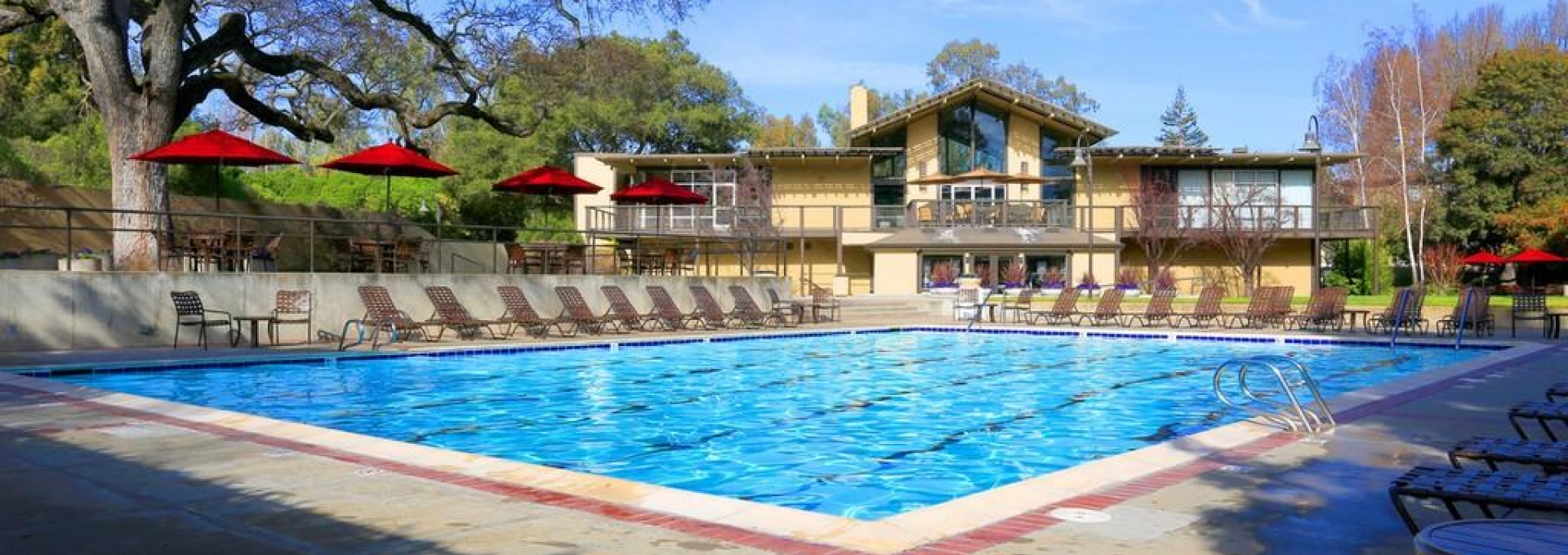 Oak Creek Apts Exterior Pool Oak Creek Apts Exterior Pool