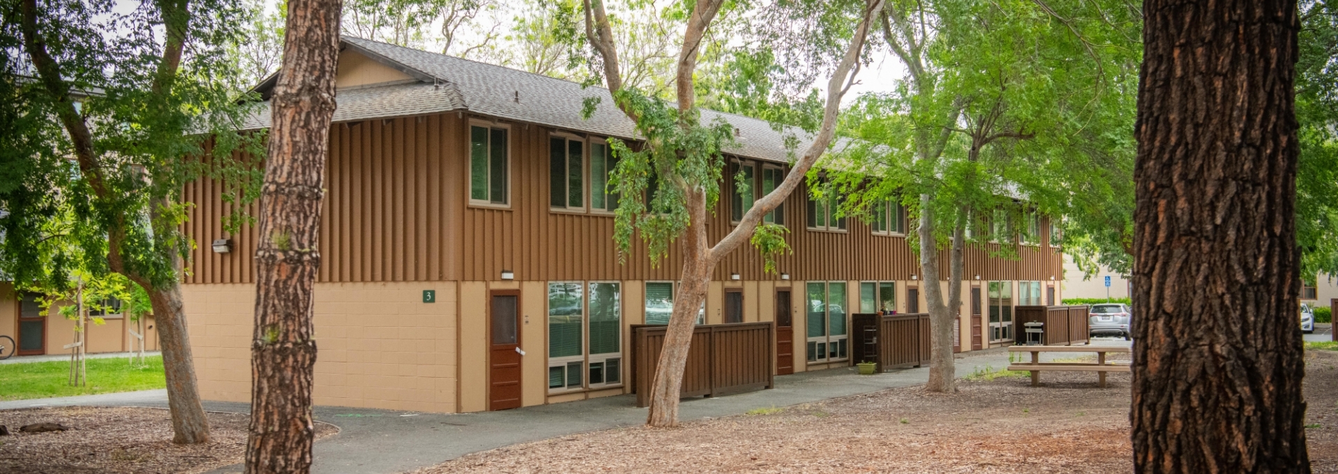 Escondido Village Lowrise Apartments Exterior