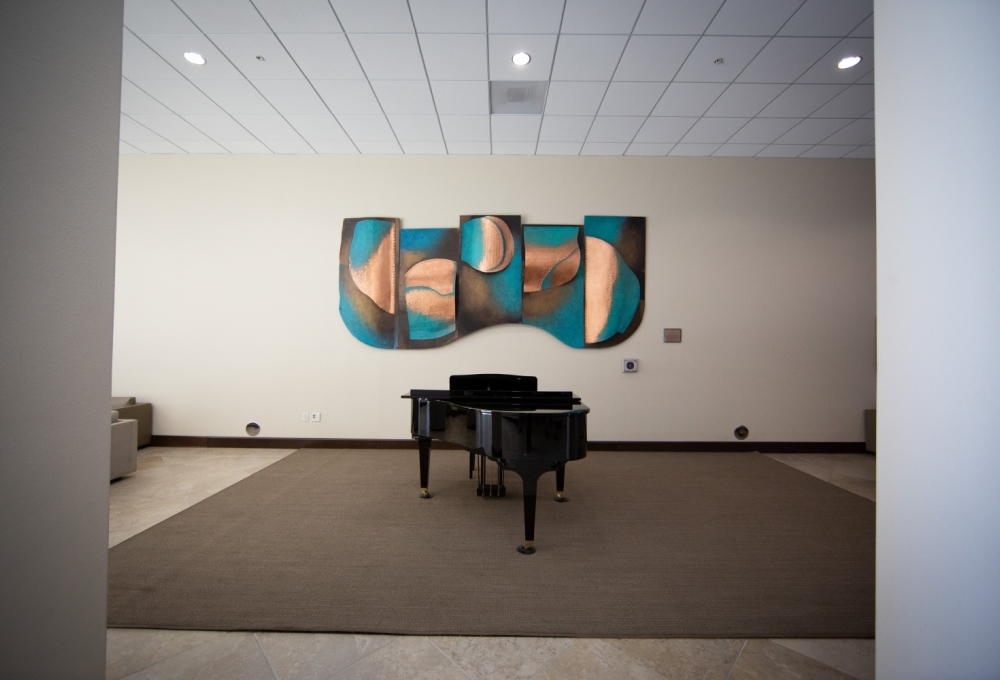 Munger, Lounge Area with Piano Munger, Lounge Area with Piano