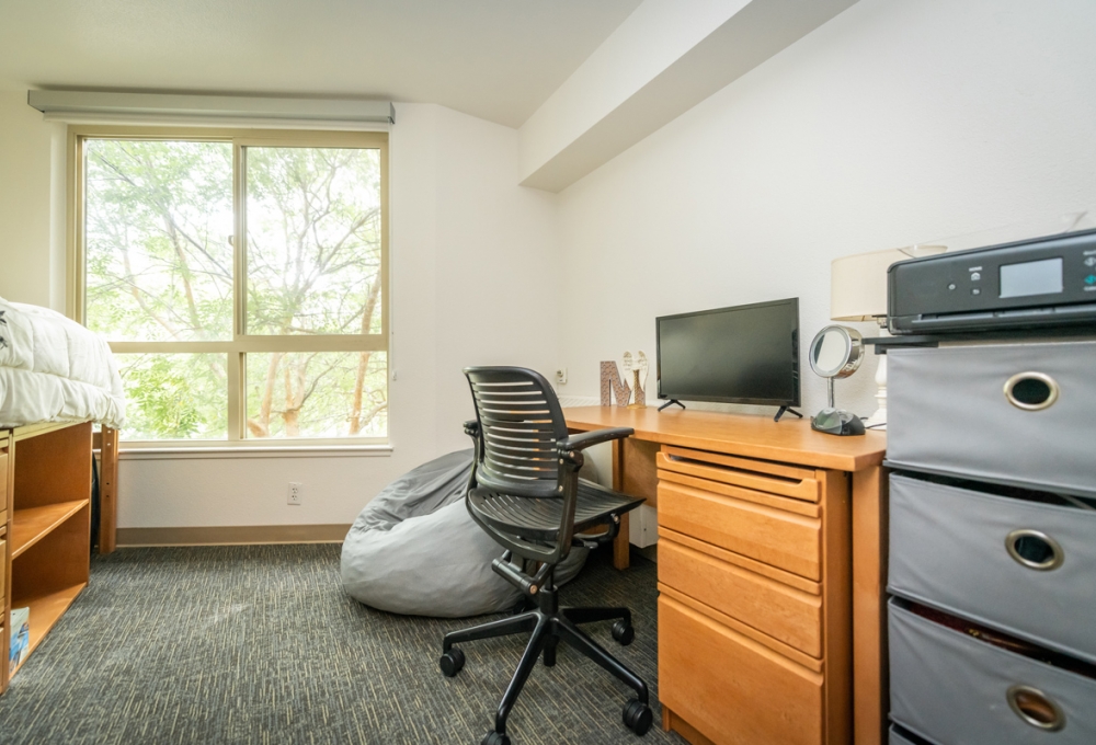 Single Room Single Room