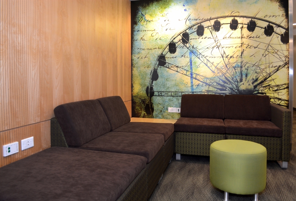 Escondido Villages Mid-Rises, Barnes, Corner Lounge Escondido Villages Mid-Rises, Barnes, Corner Lounge