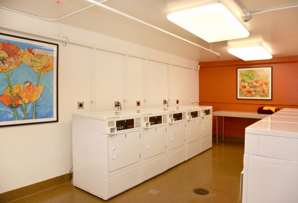 Escondido Villages Mid-Rises, Hoskins, Laundry Room Escondido Villages Mid-Rises, Hoskins, Laundry Room