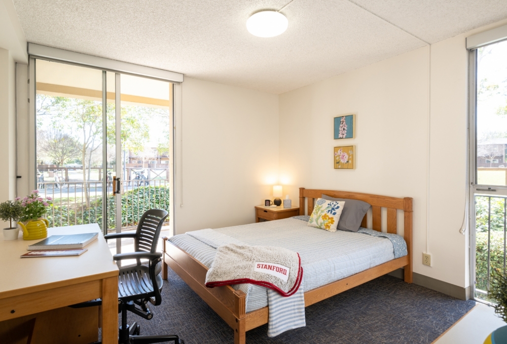 Escondido Village High-Rises, One-Bedroom, Bedroom and Study Area Escondido Village High-Rises, One-Bedroom, Bedroom and Study Area