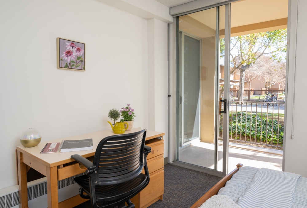 Escondido Village High-Rises, One-Bedroom, Study Area Escondido Village High-Rises, One-Bedroom, Study Area