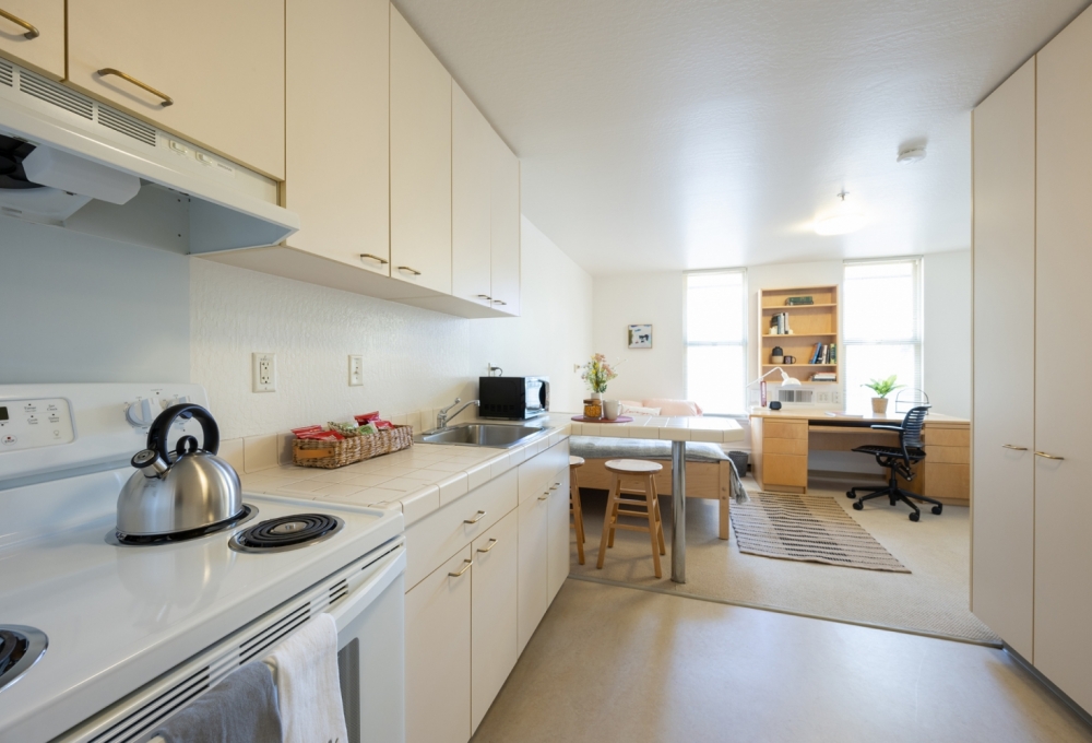 Escondido Village, Studio 2, Kitchen and Dining Room Escondido Village, Studio 2, Kitchen and Dining Room