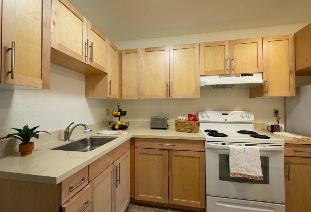 Escondido South, 2-Bedroom, Kitchen Escondido South, 2-Bedroom, Kitchen