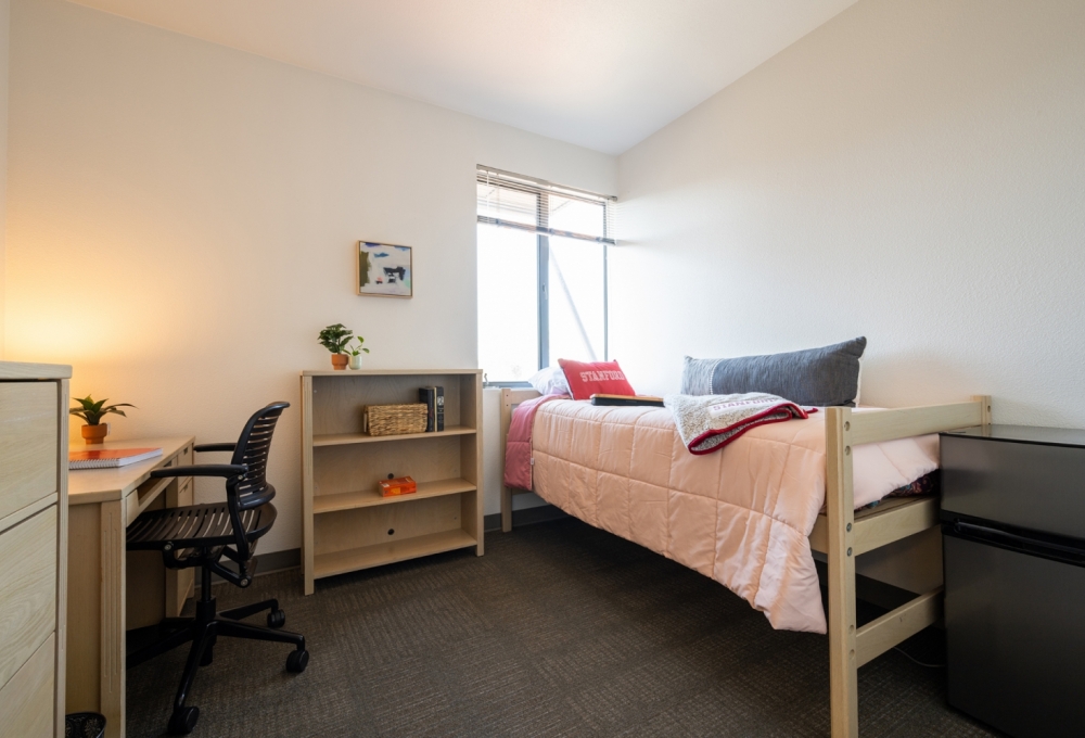 Lyman, Bedroom and Study Area Lyman, Bedroom and Study Area