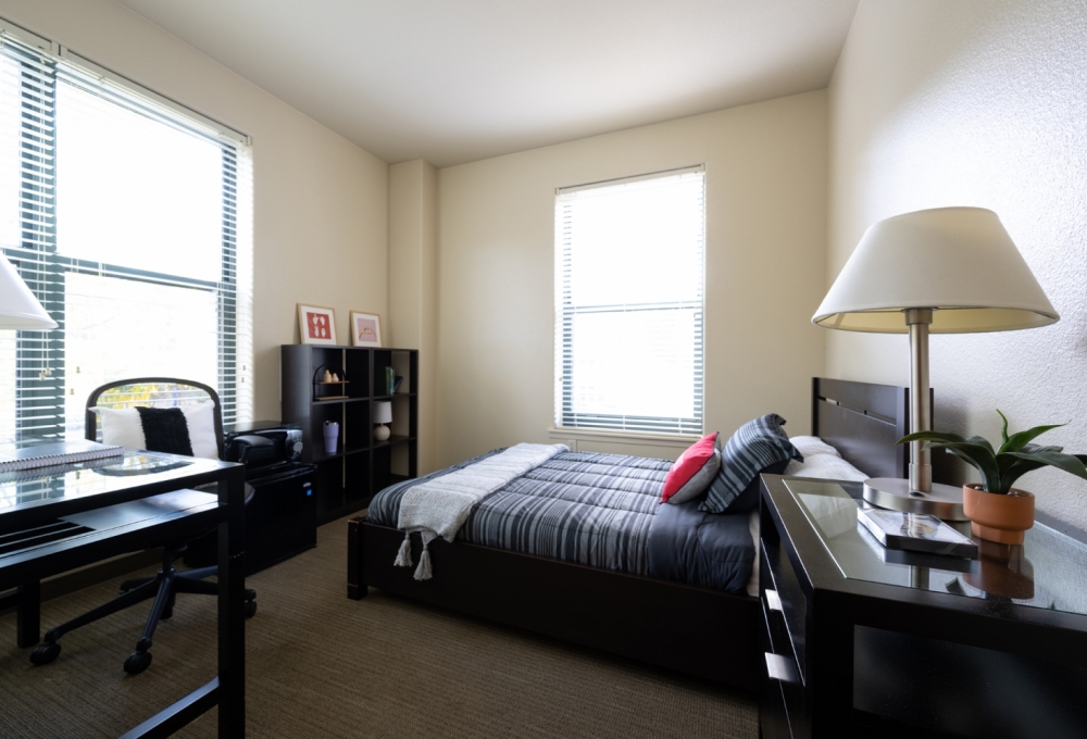 Premium 4-Bedroom, Bedroom and Study Area Premium 4-Bedroom, Bedroom and Study Area