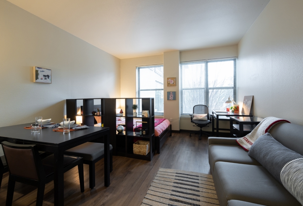 Premium Studio, Dining and Living Room Premium Studio, Dining and Living Room