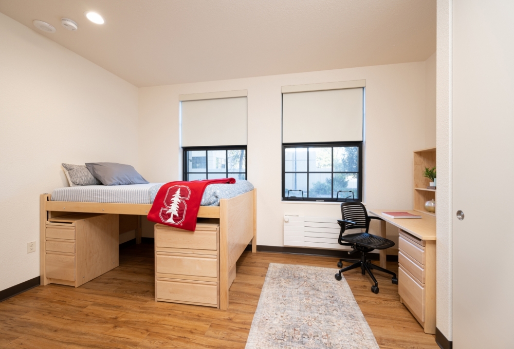 EVGR, Junior Premium, 2-Bedroom, Bedroom and Study Area EVGR, Junior Premium, 2-Bedroom, Bedroom and Study Area