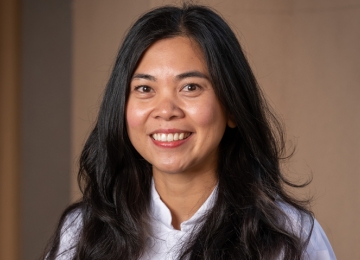 Anne Alvero Anne Alvero